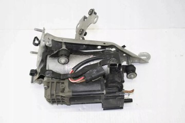 MERCEDES BENZ E W213 A2133200004 29008088 2016 SUSPENSION COMPRESSOR