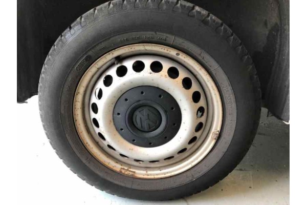 VOLKSWAGEN T5 TRANSPORTER FURGÓN/COMBI (7H) Caja cerrada