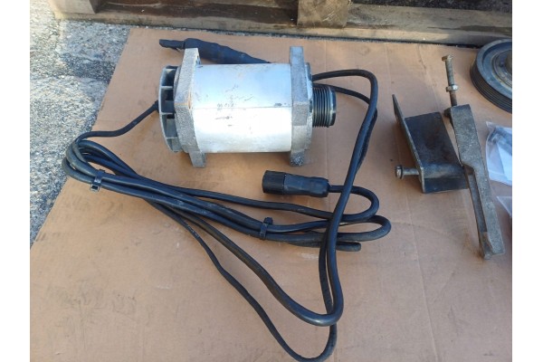 REFRIGERATION UNIT CARRIER PULSOR 350 INSTALLATION SET Catalog number of the part AGREGAT CHODNICZNY CHODNIA CARRIER PULSOR 350 