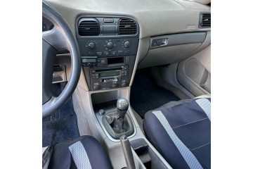 VOLVO V40 FAMILIAR 1.9 D+ (85kW)