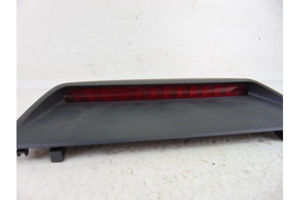 K2442 LUZ CENTRAL DE FRENO MAZDA 3 BERLINA / SEDÁN (BM/BN) Luxury 2014 K2442 201090 MAZDA - 3