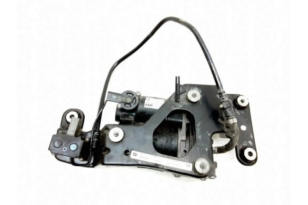 Suspension compressor BMW X5 E70 6775479 4 8L gasoline 261kW 2008