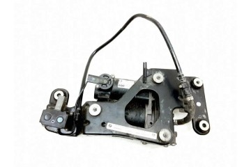 Suspension compressor BMW X5 E70 6775479 4 8L gasoline 261kW 2008