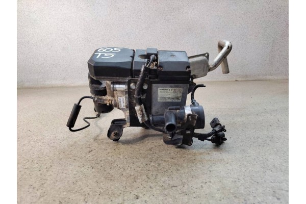WEBASTO PARKING HEATER PUMP 7H0815071F VW TRANSPORTER T5 2 5 TDI Part manufacturer Volkswagen OE