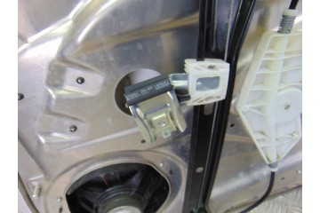 5 PIN ELEVALUNAS DELANTERO IZQUIERDO MERCEDES-BENZ CLASE C (BM 204) BERLINA