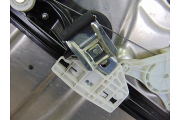 5 PIN ELEVALUNAS TRASERO DERECHO MERCEDES-BENZ CLASE C (BM 204) BERLINA