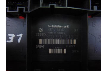 3C0937049D CAJA RELES / FUSIBLES SEAT LEON (1P1) Reference 2006 3C0937049D 201961 SEAT - 1