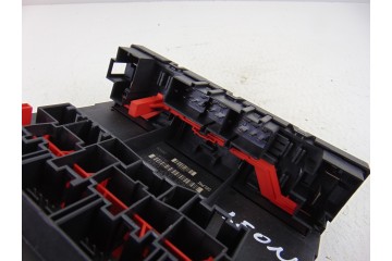 3C0937049D CAJA RELES / FUSIBLES SEAT LEON (1P1) Reference 2006 3C0937049D 201961 SEAT - 2