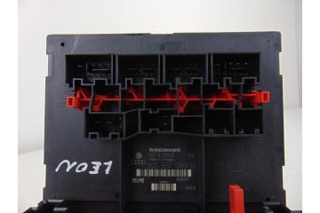 3C0937049D CAJA RELES / FUSIBLES SEAT LEON (1P1) Reference 2006 3C0937049D 201961 SEAT - 5