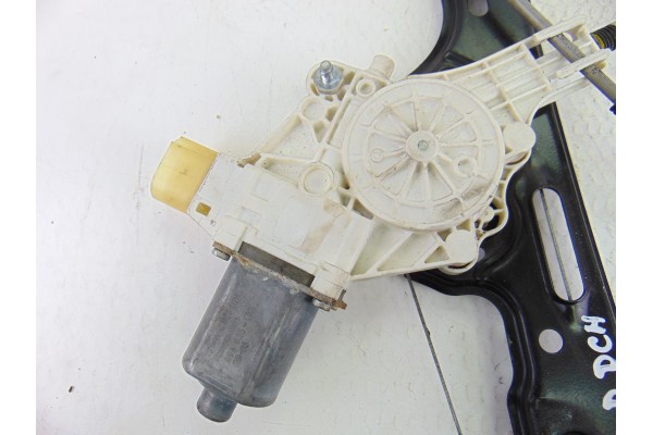 6 PIN ELEVALUNAS DELANTERO DERECHO BMW SERIE 1 BERLINA (E81/E87) 118d 2007 6 PIN 202398 BMW - 3