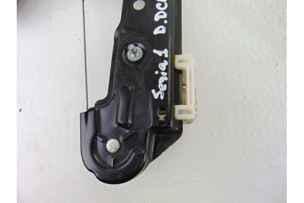 6 PIN ELEVALUNAS DELANTERO DERECHO BMW SERIE 1 BERLINA (E81/E87) 118d 2007 6 PIN 202398 BMW - 5