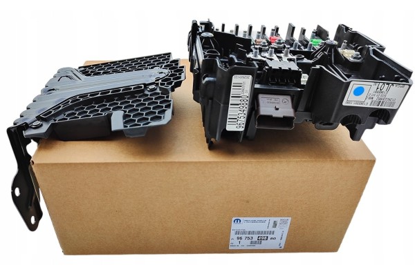 NEW Original Fuse Module 9675349880 Citroen C4 Picasso Catalog number of the part 9675349880