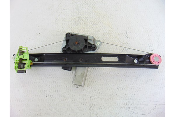 5 PIN ELEVALUNAS TRASERO IZQUIERDO BMW SERIE 1 BERLINA (E81/E87) 118d 2007 5 PIN 202401 BMW - 1