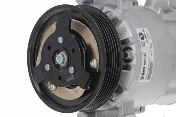 COMPRESSOR AIR CONDITIONING COMPRESSOR 699357 VALEO AUDI Packaging status original