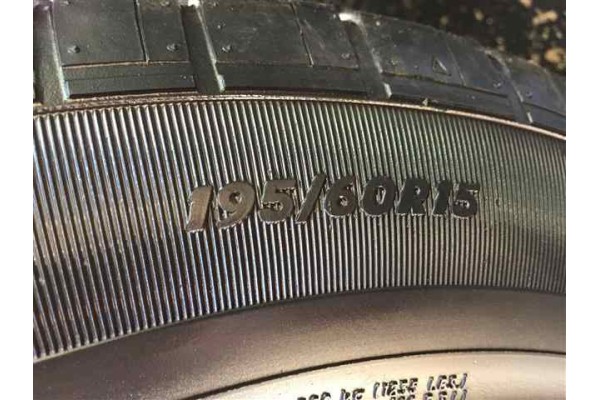 TOYOTA COROLLA (E12) 2.0 D-4D Sol Berlina