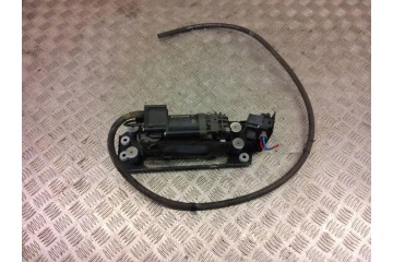 Suspension compressor BMW 5 Touring F11 6875176 2 0L diesel 2017