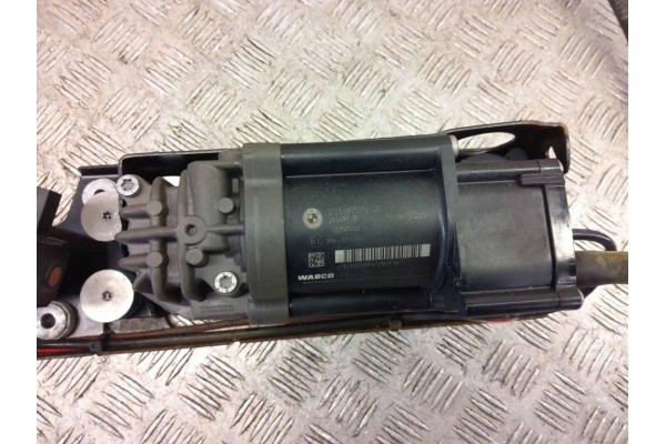 Compresor de suspensión neumática BMW 5 Touring (F11) 6875176 2.0L D