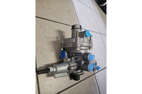 Válvula Reguladora de Fuerza de Frenado DAF / Volvo / Renault