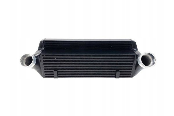 TurboWorks intercooler BMW E81 E82 E87 E88 E90 E92 DIESEL 120 210mm