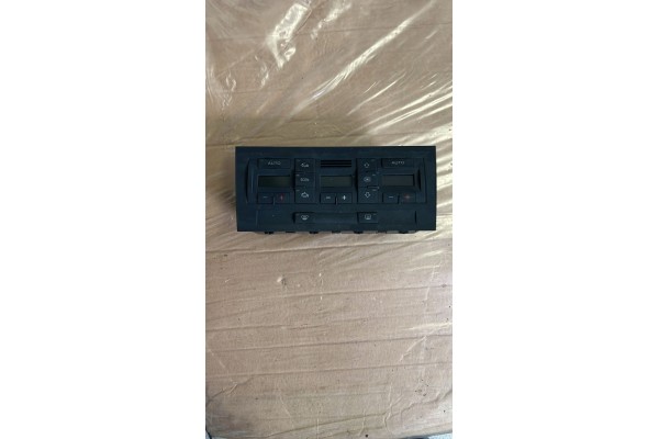 Radio OE 8E0820043AE5PR