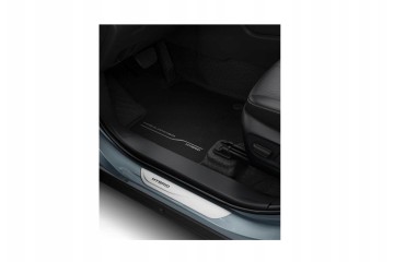ALU HIGHLANDER 2020 PW382 0E000 TOYOTA OE THRESHOLD PADS