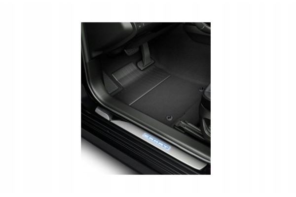 ILLUMINATED THRESHOLD PADS CAMRY NG 24 PT922 03184 TOYOTA OE