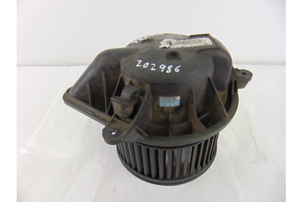  MOTOR CALEFACCION RENAULT TRAFIC II FURGÓN L1H1   Caja cerrada, corto 2006 202986 RENAULT - 3