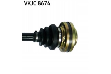 HALF AXLE BMW E60 E65 LE PR 655MM AUTOMATIC REAR AXLE Car type passenger cars