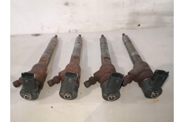 Inyector Bosch 0 445 110 183 para motor diésel