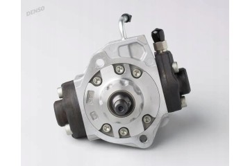 HIGH PRESSURE PUMP DCRP300780 DENSO NISSAN Packaging status original