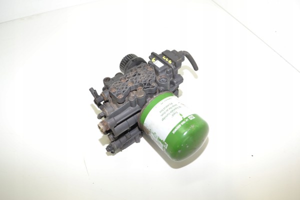 MERCEDES ACTROS MP4 VALVE BASE DEHUMIDIFIER A0014460464 Part manufacturer Mercedes Benz OE