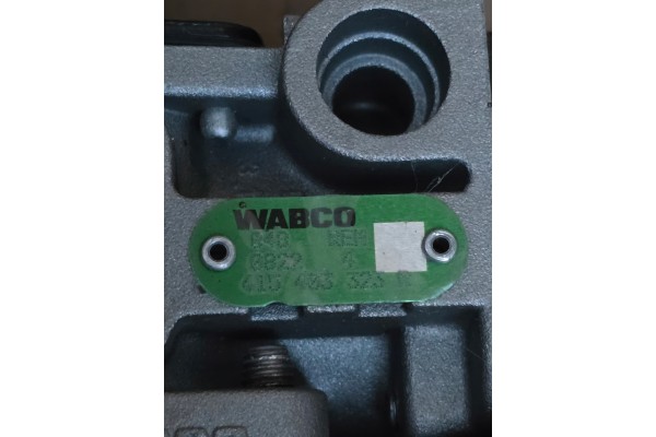 AIR SUSPENSION COMPRESSOR MERCEDES E CLASS W212 09 Car type passenger cars