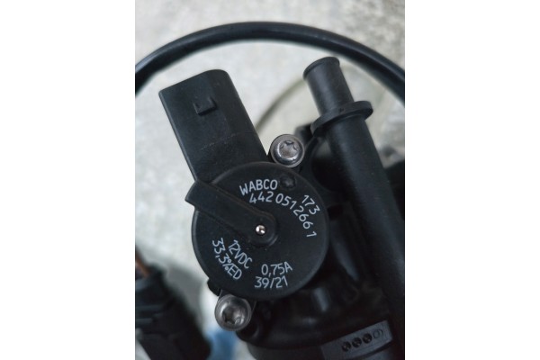 AIR SUSPENSION COMPRESSOR MERCEDES E CLASS W212 09 Customs tariff code 84148080