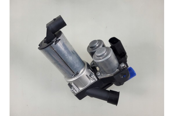Mercedes S class W220 W221 heater heating valve pump NEW OEM Packaging status original