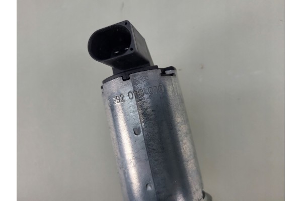 Mercedes S class W220 W221 heater heating valve pump NEW OEM Product weight with unit packaging 1 kg