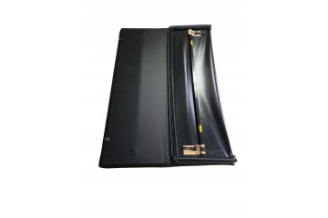Dodge Ram 1500 6 4ft Box Cover 2019 2024 Car type 4x4 SUV