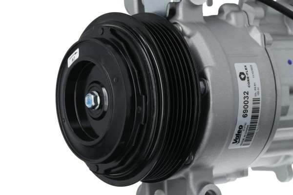 Air conditioning compressor VALEO 690032