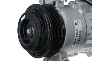 Air conditioning compressor VALEO 690032