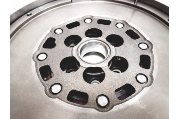 415024110_A TWO MASS WHEEL OPEL ASTRA SIGNUM VECT Quality of parts according to GVO P replacement with original quality