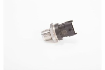 Bosch 0 281 002 907 Sensor fuel pressure Car type buses trucks cargo vans passenger cars