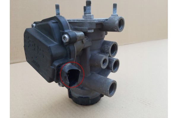 RENAULT VOLVO EBS VALVE EUROPA KNORR BREMSE K037886 23166658 Part manufacturer Knorr Bremse