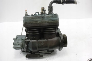 Two piston compressor head 04905533 air pump used efficient Catalog number of the part GOWICA KOMPRESORA 04905533