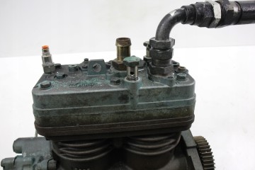 Two piston compressor head 04905533 air pump used efficient Quality of parts according to GVO O original with manufacturer s log