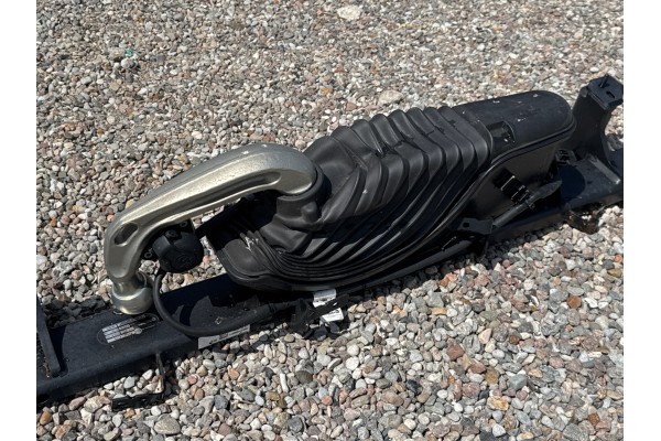 BMW G26 TOW BAR ELECTRIC BALL COMPLETE OPERATIONAL Car type 4x4 SUV passenger cars