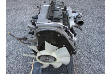 Engine complete kia sorento 2 5 crdi D4CB 140HP Engine type diesel