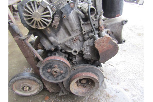 MERCEDES W124 190 2 5D ENGINE INJECTION PUMP Version European