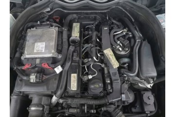 Engine 2 2 CDI 651911 Mercedes W204 W207 W212 OM651 FILM WITH ENGINE OPERATION Part manufacturer Mercedes Benz OE
