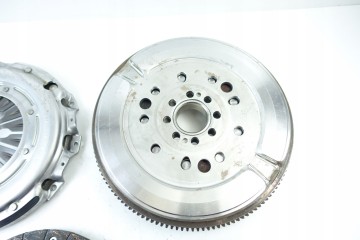 Valeo 837361 Clutch flywheel set VAG 1 8 2 0 TFSI Quality of parts according to GVO Q original with factory logo OEM OES