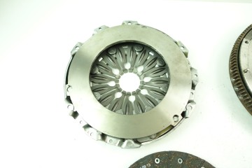 Valeo 837361 Clutch flywheel set VAG 1 8 2 0 TFSI EAN GTIN 3276428373614
