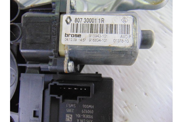 807300011R  ELEVALUNAS DELANTERO DERECHO RENAULT SCENIC III (JZ) Dynamique 2010 807300011R 206166 RENAULT - 2